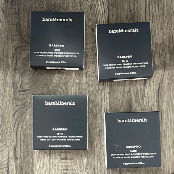 bareMinerals BAREPRO Powder Foundation - Picture 4 of 4